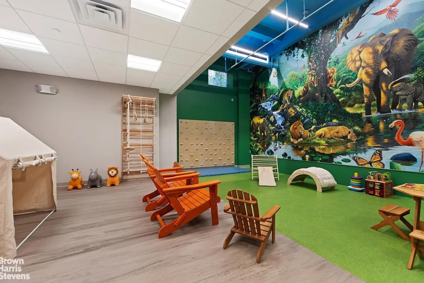 New York, New York, 10023, United States, 2 Bedrooms Bedrooms, ,2 BathroomsBathrooms,Residential,For Sale,2012417