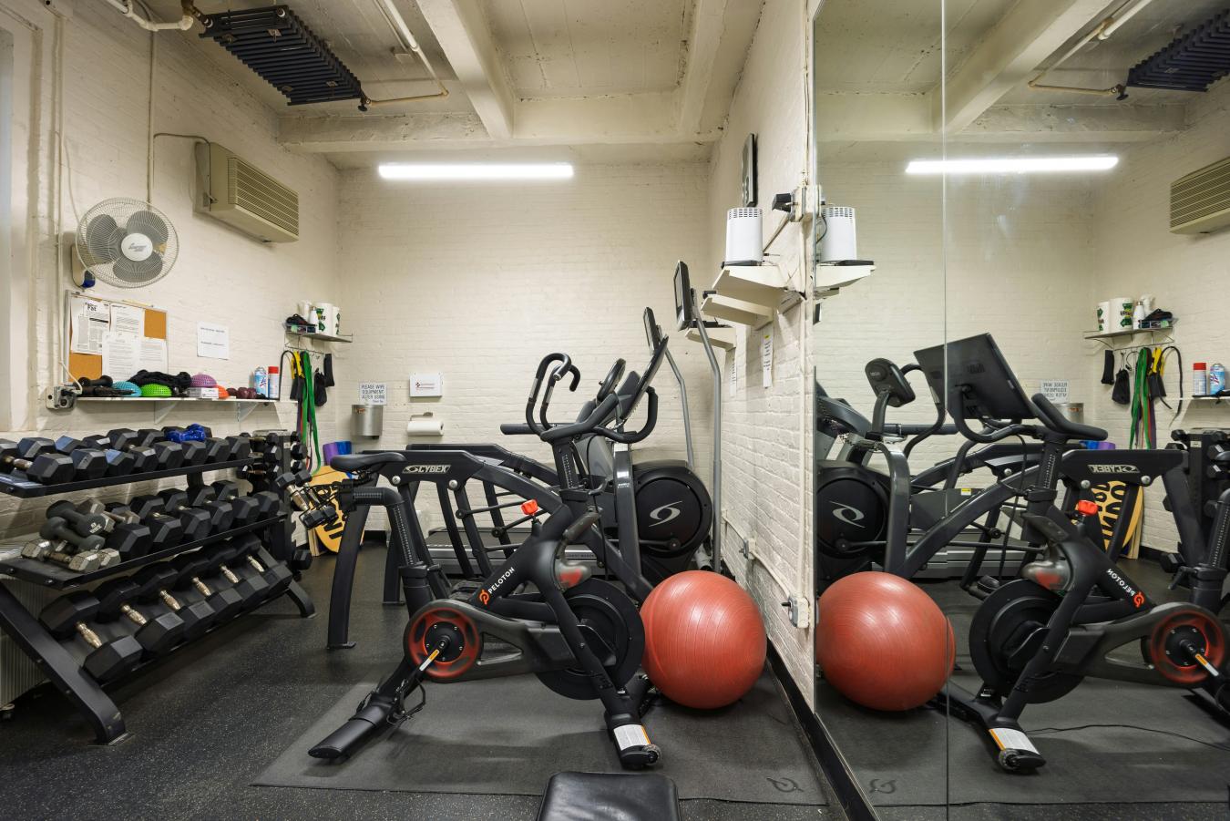 New York, New York, 10025, United States, 3 Bedrooms Bedrooms, ,3 BathroomsBathrooms,Residential,For Sale,2012416