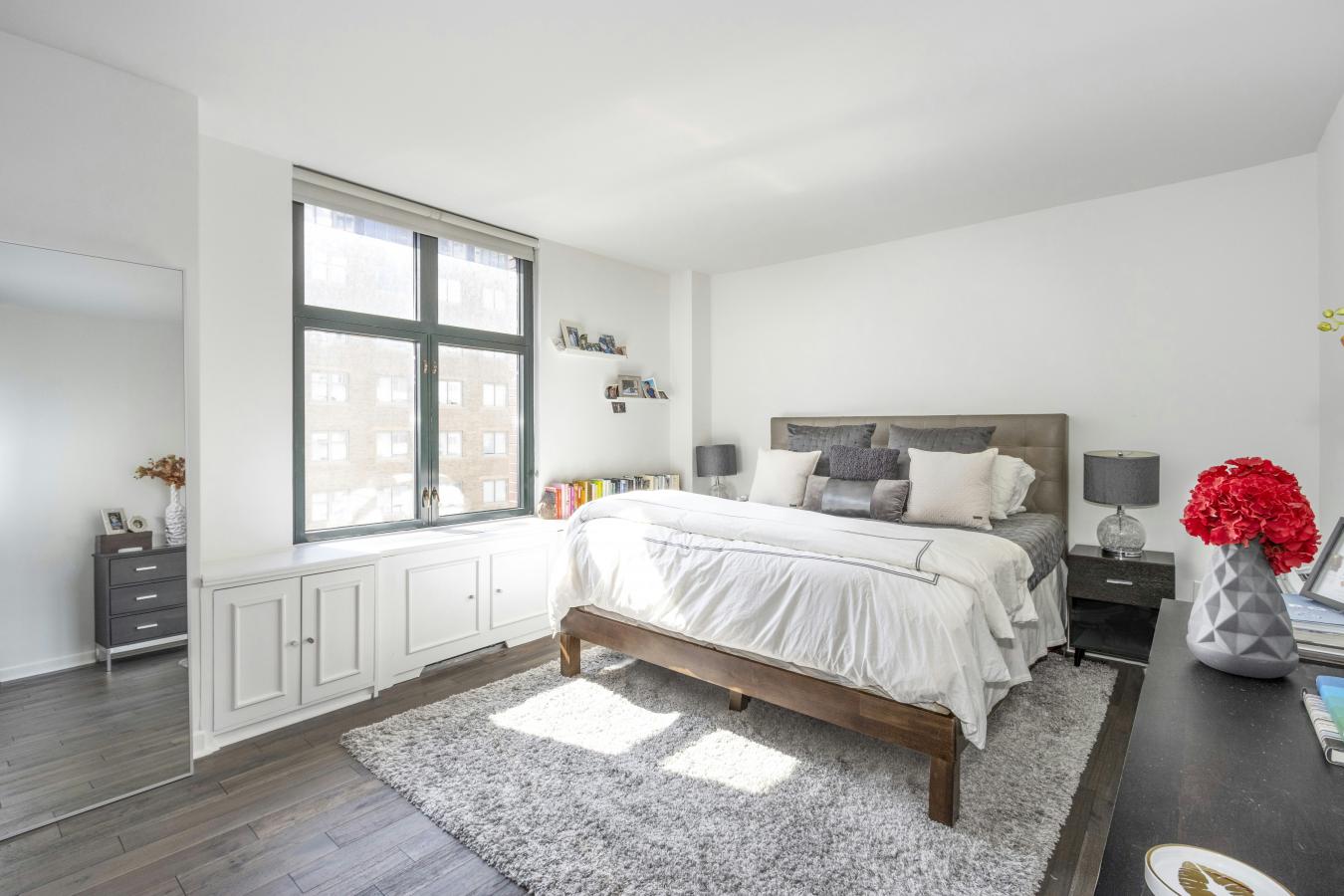 New York, New York, 10021, United States, 2 Bedrooms Bedrooms, ,2 BathroomsBathrooms,Residential,For Sale,2012412