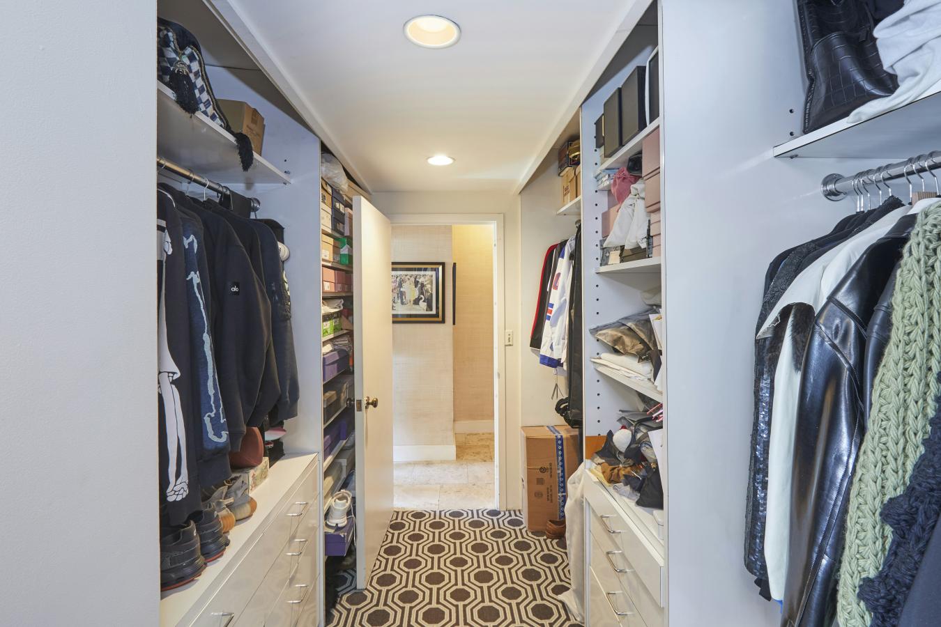 New York, New York, 10028, United States, 2 Bedrooms Bedrooms, ,2 BathroomsBathrooms,Residential,For Sale,2012411