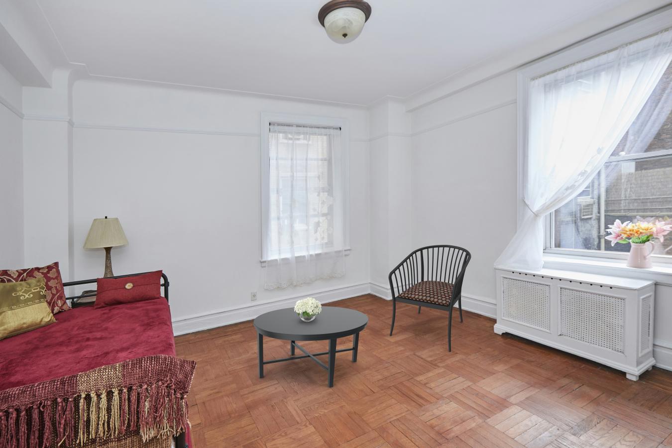 New York, New York, 10024, United States, 2 Bedrooms Bedrooms, ,2 BathroomsBathrooms,Residential,For Sale,2012408