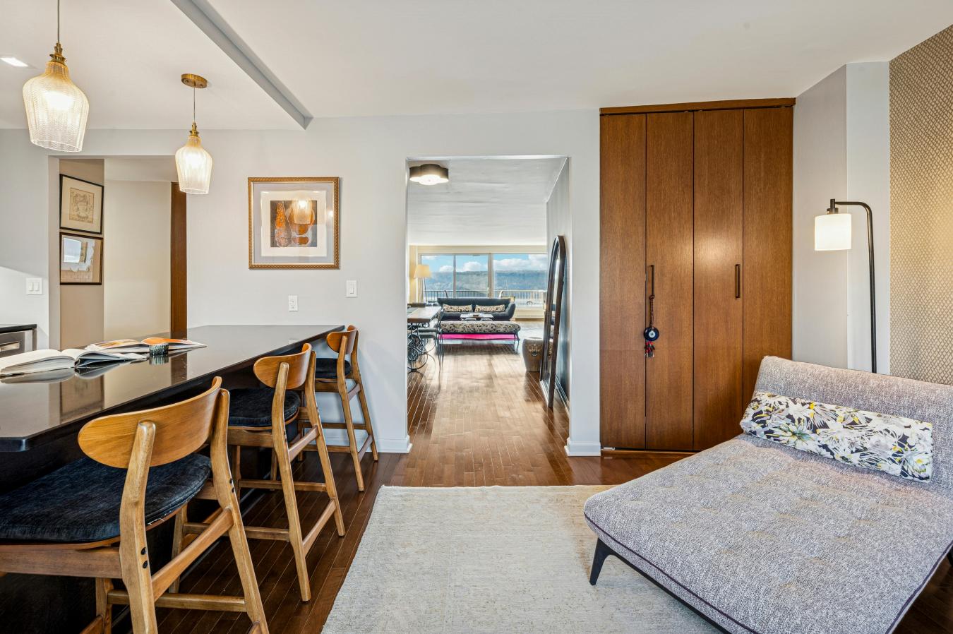 Riverdale, New York, 10471, United States, 2 Bedrooms Bedrooms, ,2 BathroomsBathrooms,Residential,For Sale,2012406