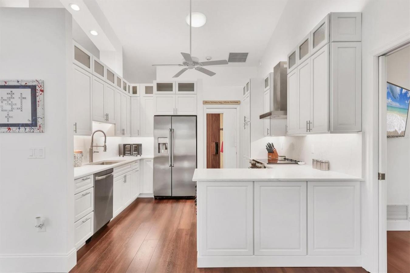 SARASOTA, Sarasota, 34235, United States, 3 Bedrooms Bedrooms, ,3 BathroomsBathrooms,Residential,For Sale,2012633