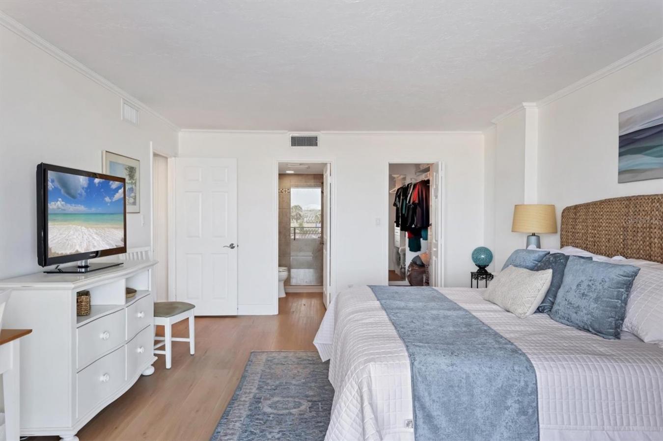 SARASOTA, Sarasota, 34242, United States, 2 Bedrooms Bedrooms, ,2 BathroomsBathrooms,Residential,For Sale,2012632