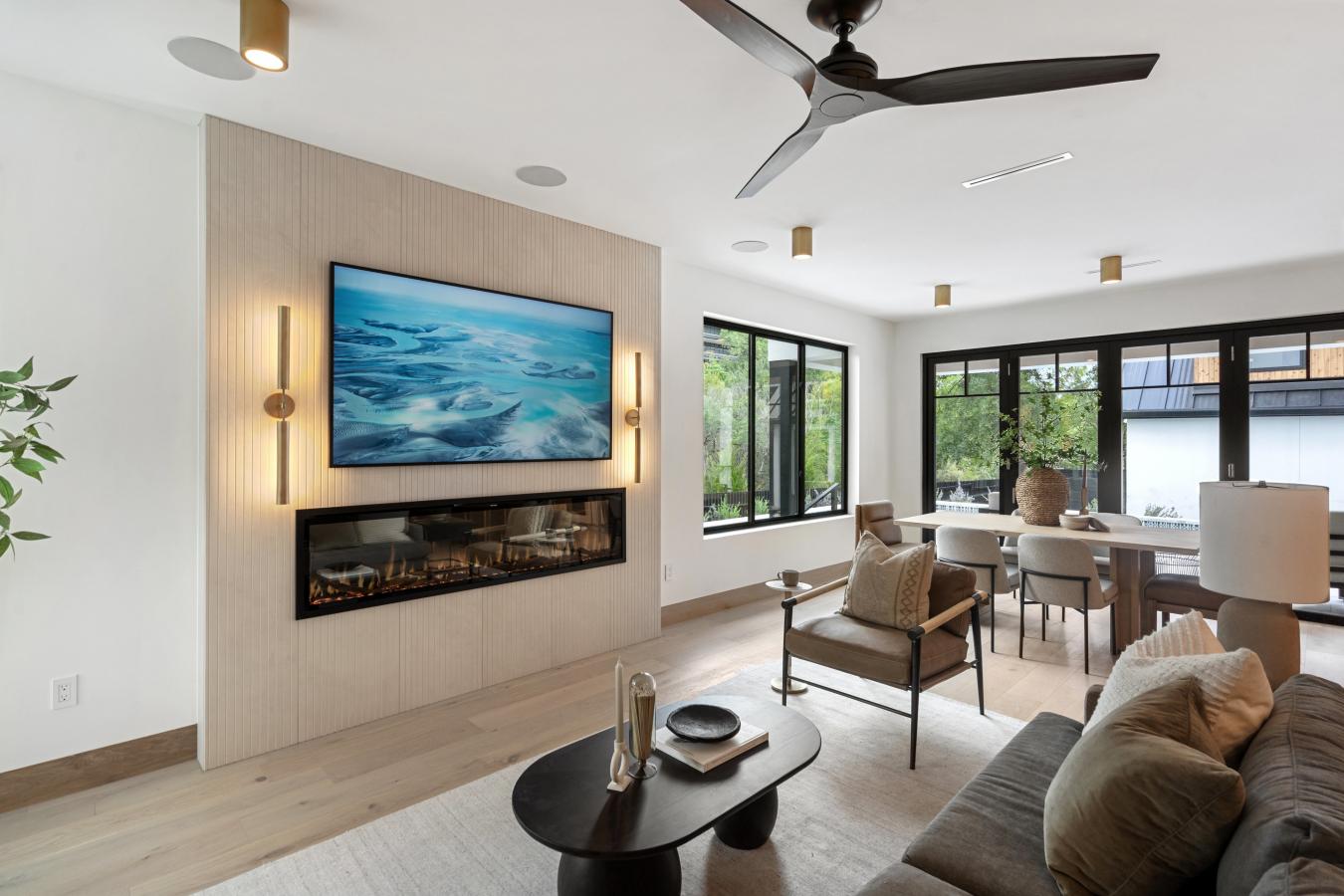 Austin, Texas, 78704, United States, 6 Bedrooms Bedrooms, ,5 BathroomsBathrooms,Residential,For Sale,2012631