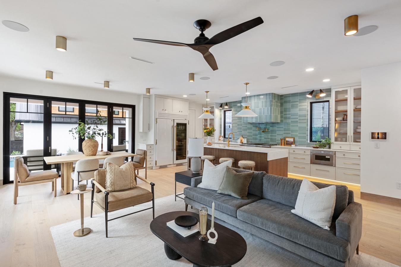 Austin, Texas, 78704, United States, 6 Bedrooms Bedrooms, ,5 BathroomsBathrooms,Residential,For Sale,2012631