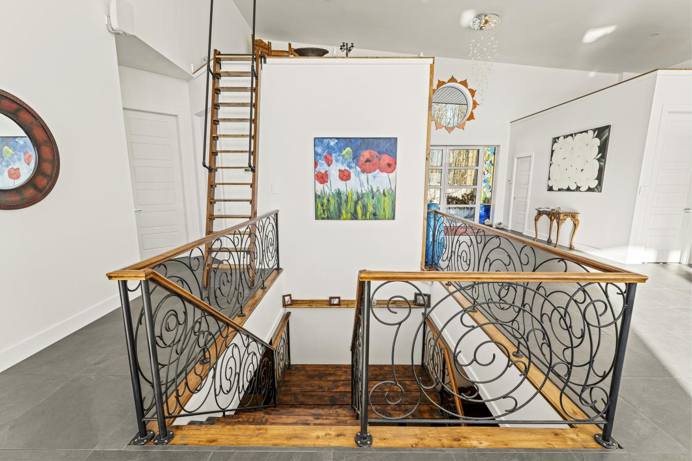 Canton de Hatley, QC, J0B 2C0, Canada, 3 Bedrooms Bedrooms, ,4 BathroomsBathrooms,Residential,For Sale,2012630