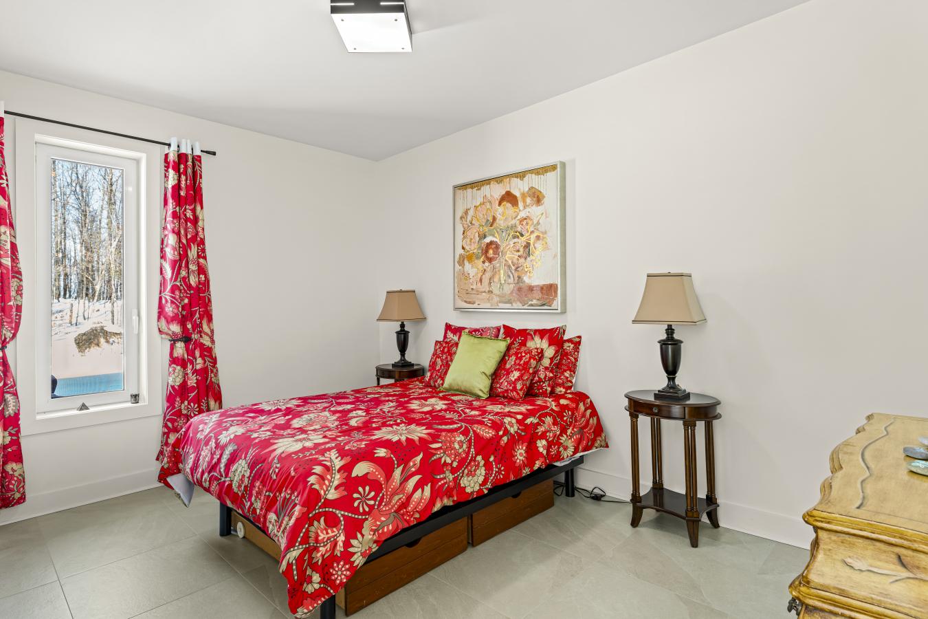 Canton de Hatley, QC, J0B 2C0, Canada, 3 Bedrooms Bedrooms, ,4 BathroomsBathrooms,Residential,For Sale,2012630