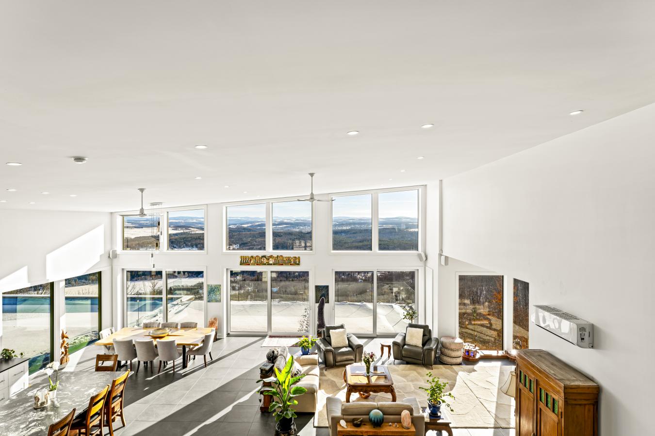 Canton de Hatley, QC, J0B 2C0, Canada, 3 Bedrooms Bedrooms, ,4 BathroomsBathrooms,Residential,For Sale,2012630