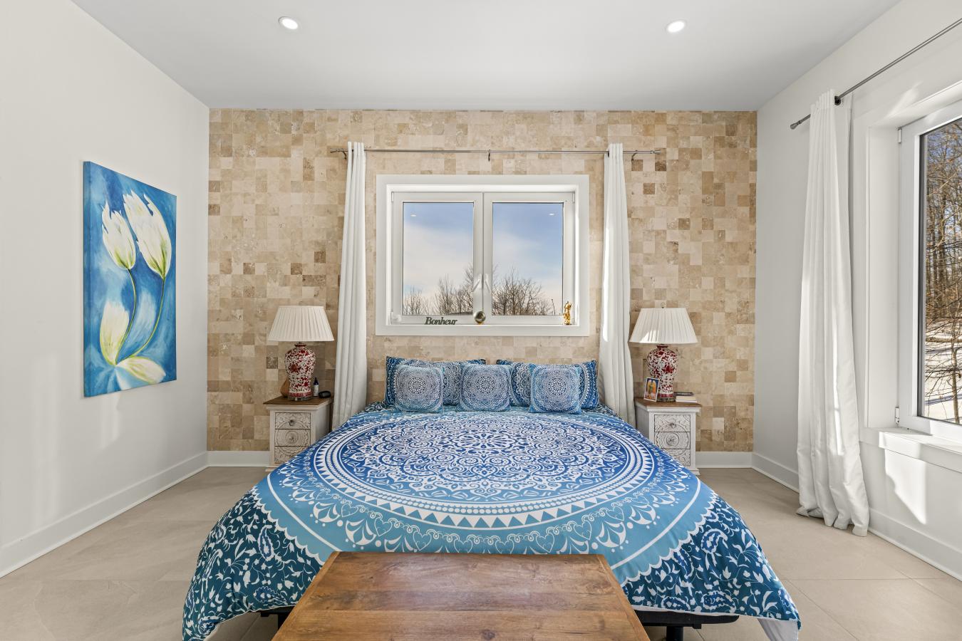 Canton de Hatley, QC, J0B 2C0, Canada, 3 Bedrooms Bedrooms, ,4 BathroomsBathrooms,Residential,For Sale,2012630