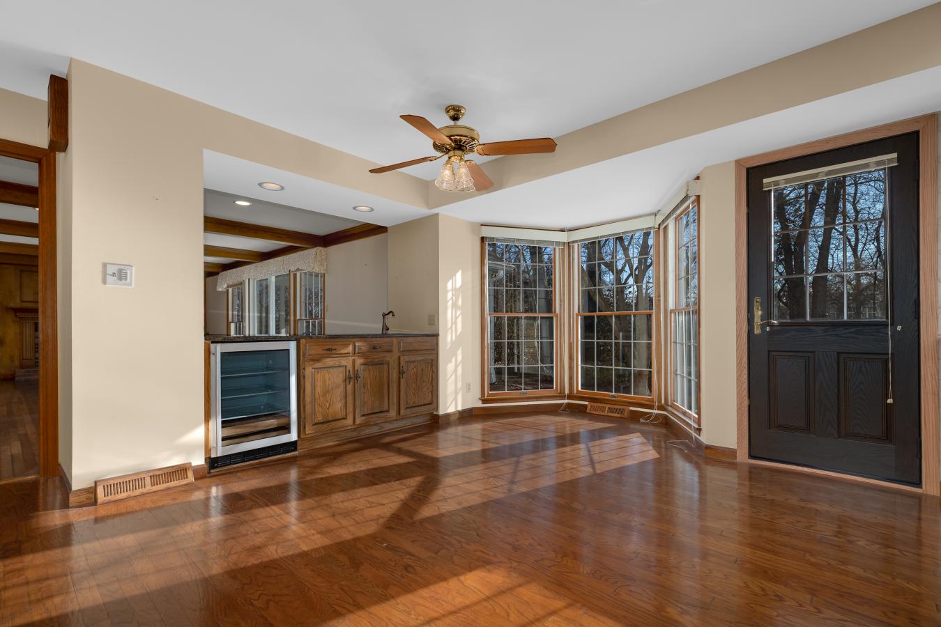 Town and Country, Missouri, 63017, United States, 4 Bedrooms Bedrooms, ,3 BathroomsBathrooms,Residential,For Sale,2012629