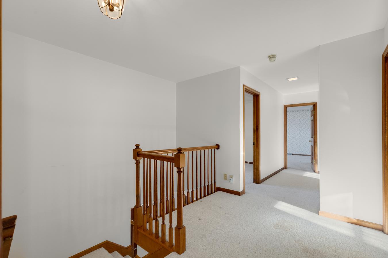 Town and Country, Missouri, 63017, United States, 4 Bedrooms Bedrooms, ,3 BathroomsBathrooms,Residential,For Sale,2012629