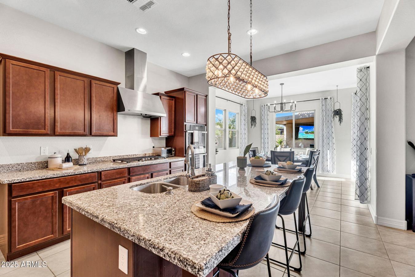 Gilbert, Maricopa, 85298, United States, 5 Bedrooms Bedrooms, ,2 BathroomsBathrooms,Residential,For Sale,2012627