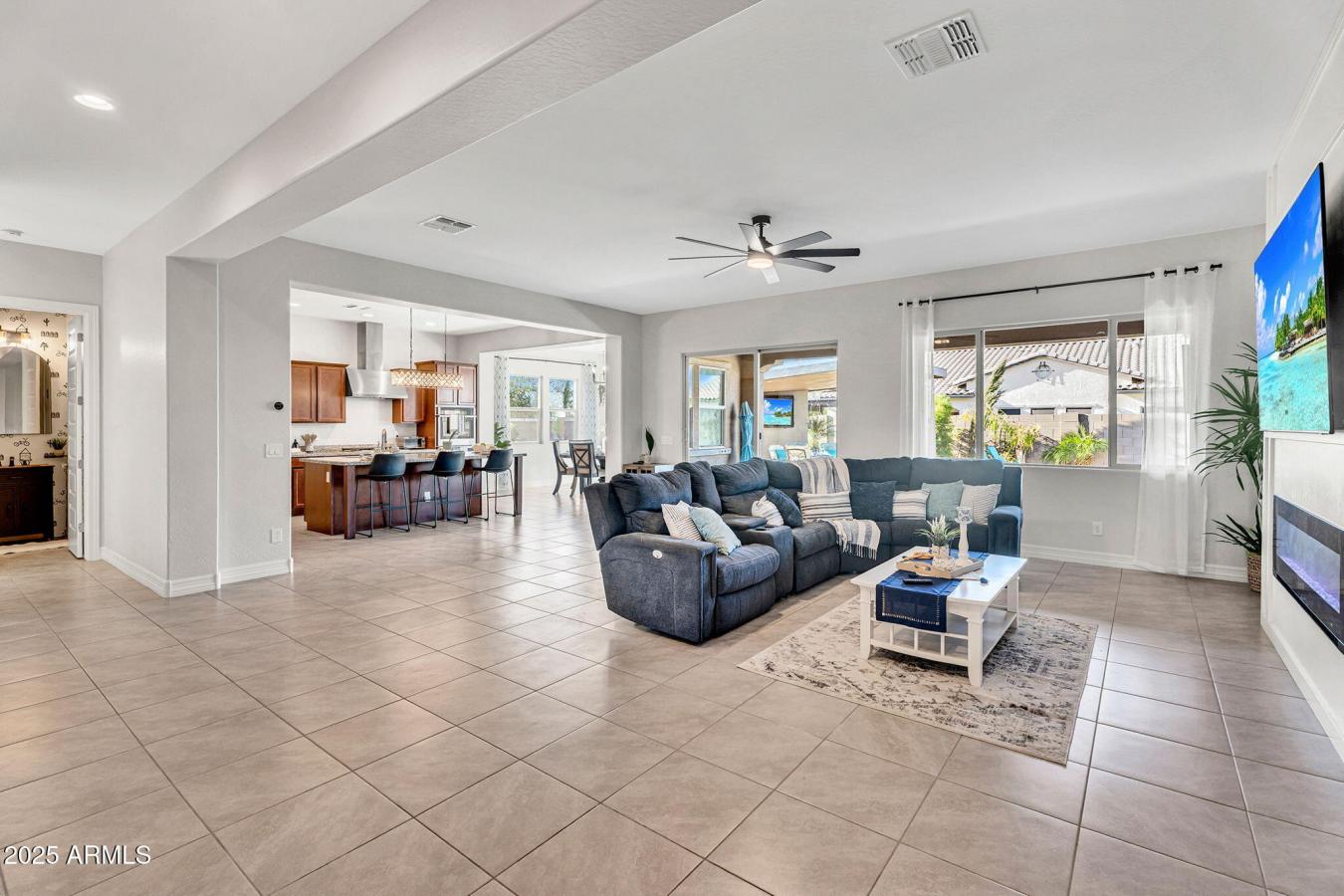 Gilbert, Maricopa, 85298, United States, 5 Bedrooms Bedrooms, ,2 BathroomsBathrooms,Residential,For Sale,2012627