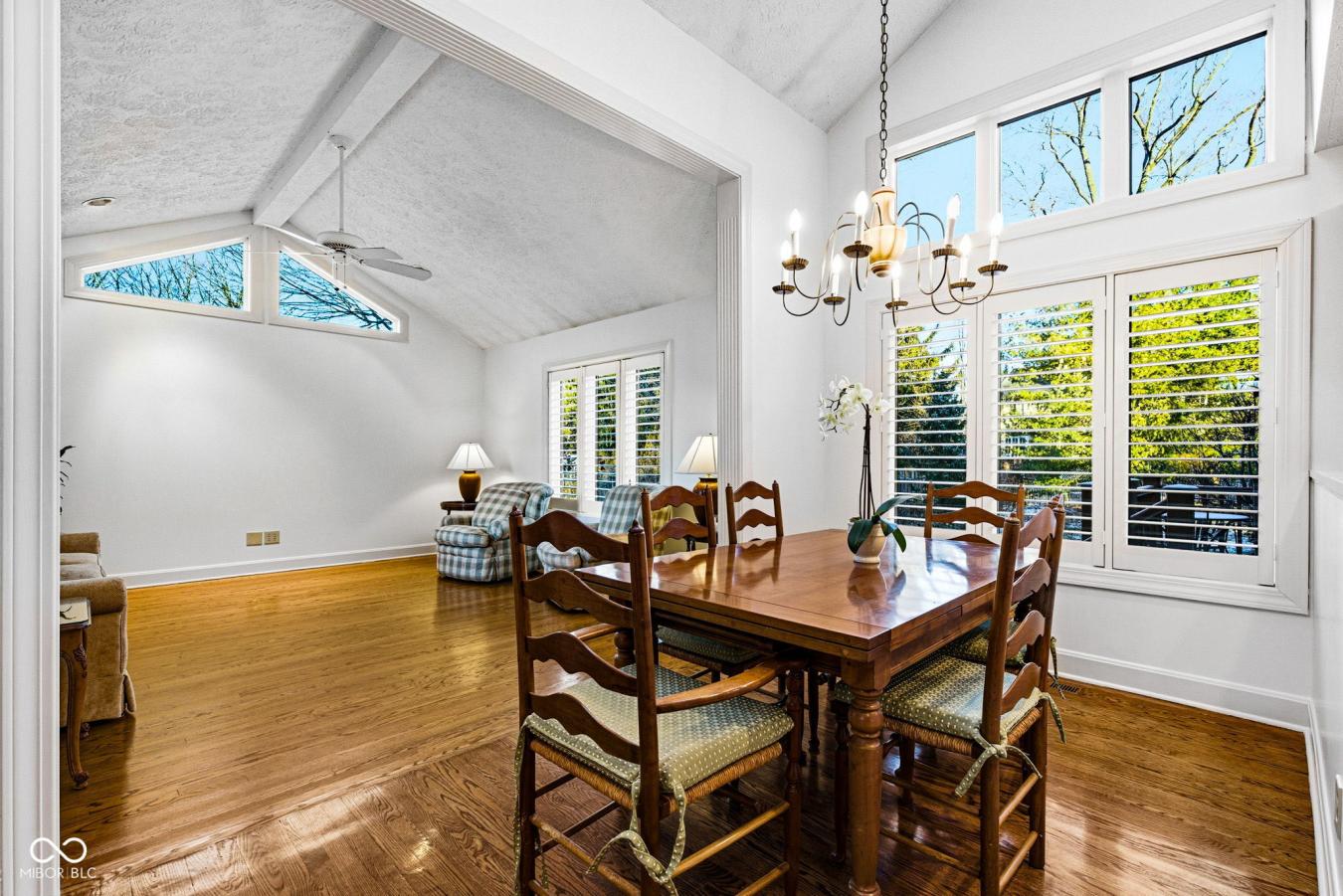 Carmel, Hamilton, 46033, United States, 5 Bedrooms Bedrooms, ,4 BathroomsBathrooms,Residential,For Sale,2013379