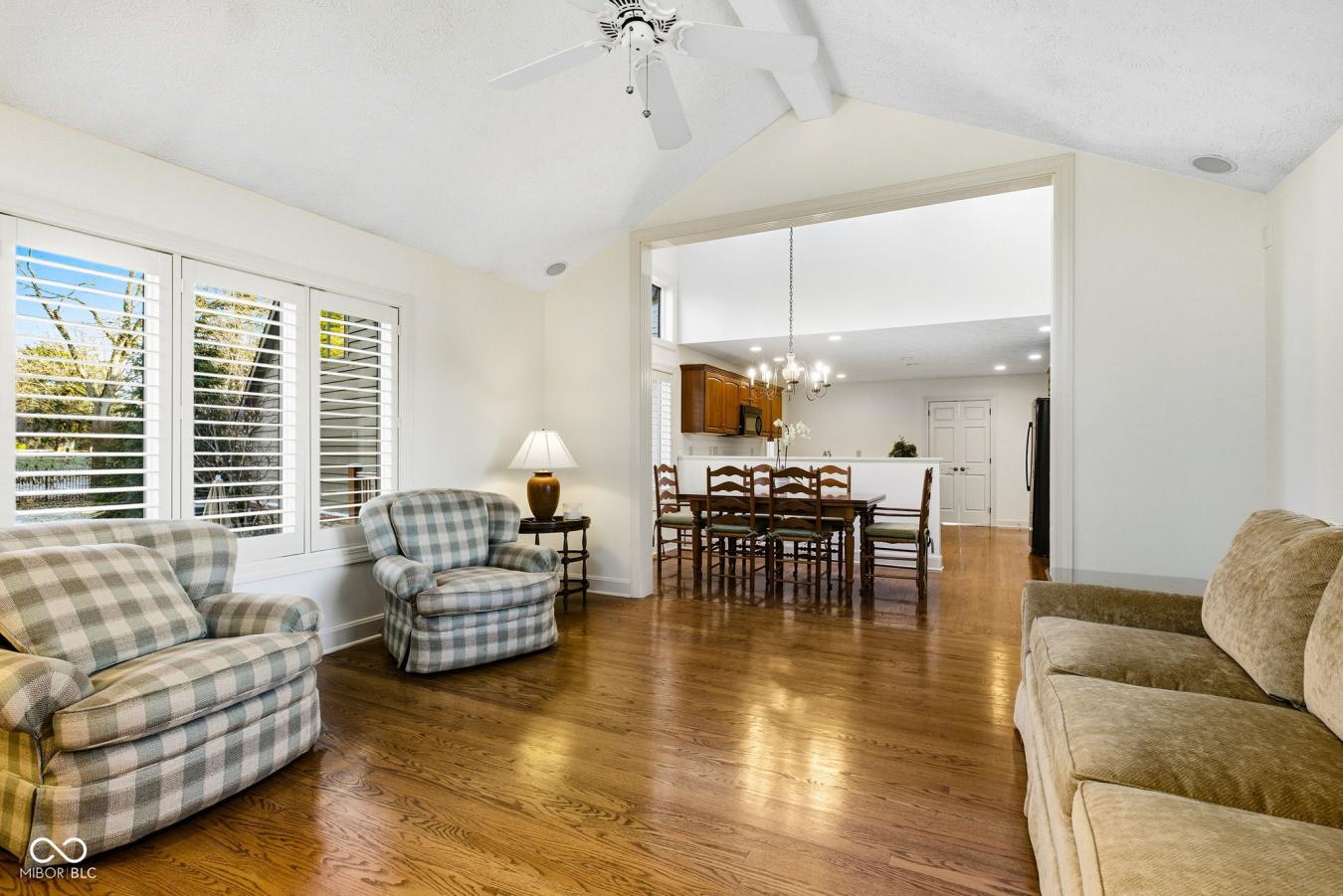 Carmel, Hamilton, 46033, United States, 5 Bedrooms Bedrooms, ,4 BathroomsBathrooms,Residential,For Sale,2013379