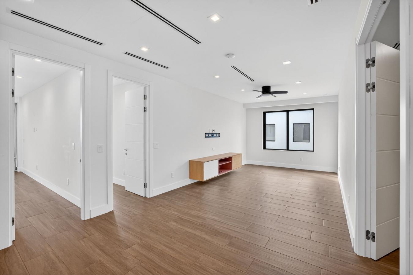 Fort Lauderdale, Florida, 33301, United States, 4 Bedrooms Bedrooms, ,4 BathroomsBathrooms,Residential,For Sale,2012403