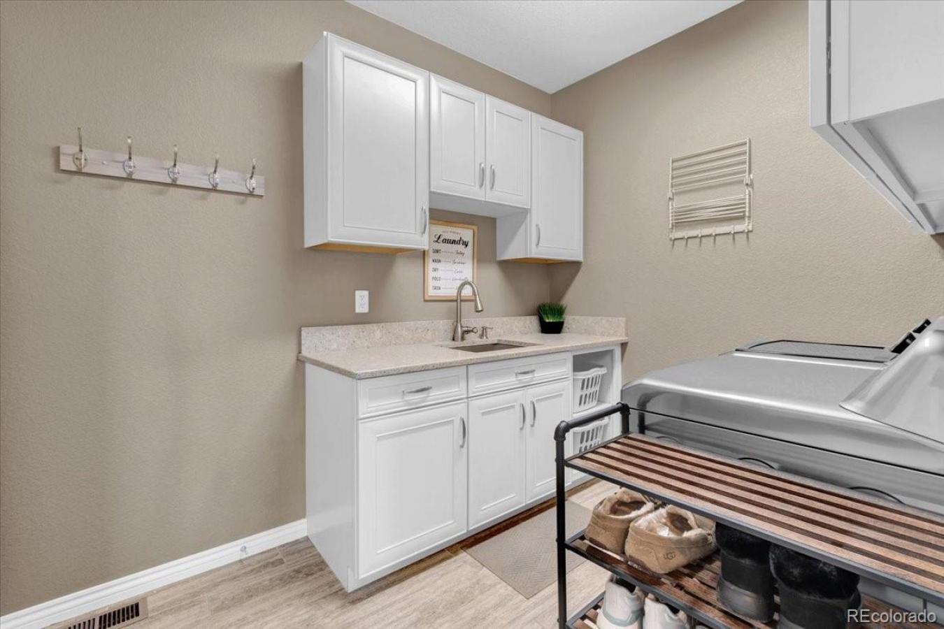 Castle Rock, Douglas, 80108, United States, 5 Bedrooms Bedrooms, ,3 BathroomsBathrooms,Residential,For Sale,2012625