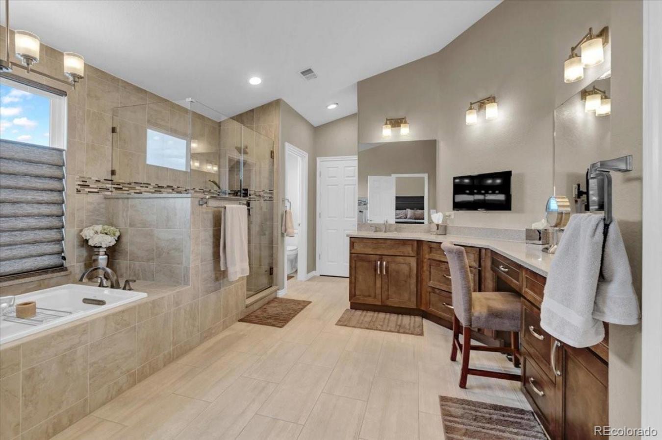 Castle Rock, Douglas, 80108, United States, 5 Bedrooms Bedrooms, ,3 BathroomsBathrooms,Residential,For Sale,2012625