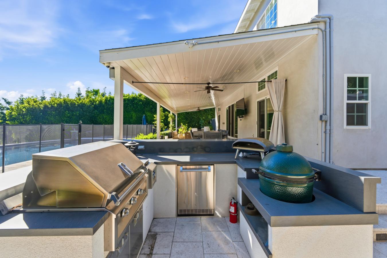 Fullerton, California, 92833, United States, 6 Bedrooms Bedrooms, ,5 BathroomsBathrooms,Residential,For Sale,2012402