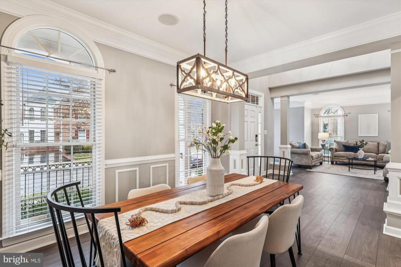 ANNAPOLIS, ANNE ARUNDEL, 21401, United States, 5 Bedrooms Bedrooms, ,4 BathroomsBathrooms,Residential,For Sale,2012623