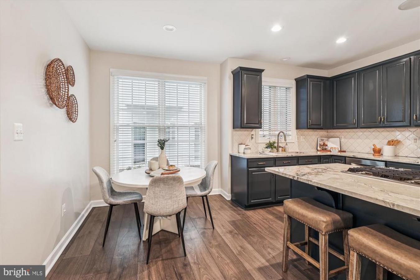 ANNAPOLIS, ANNE ARUNDEL, 21401, United States, 5 Bedrooms Bedrooms, ,4 BathroomsBathrooms,Residential,For Sale,2012623