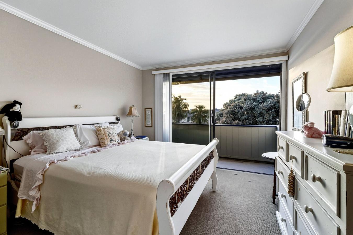 Ventura, Ventura, 93001, United States, 2 Bedrooms Bedrooms, ,2 BathroomsBathrooms,Residential,For Sale,2013598