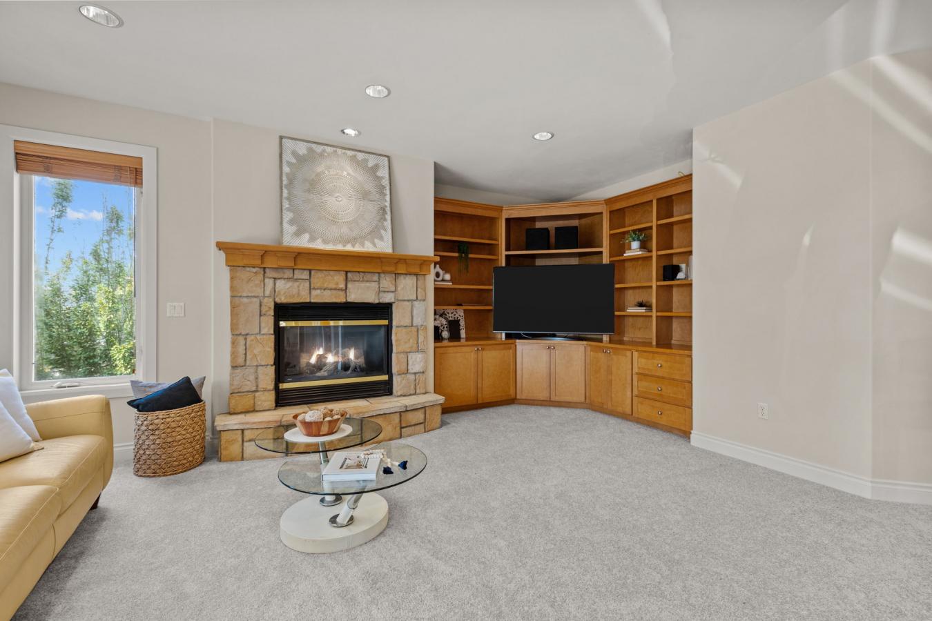 Sammamish, King, 98074, United States, 5 Bedrooms Bedrooms, ,4 BathroomsBathrooms,Residential,For Sale,2012622