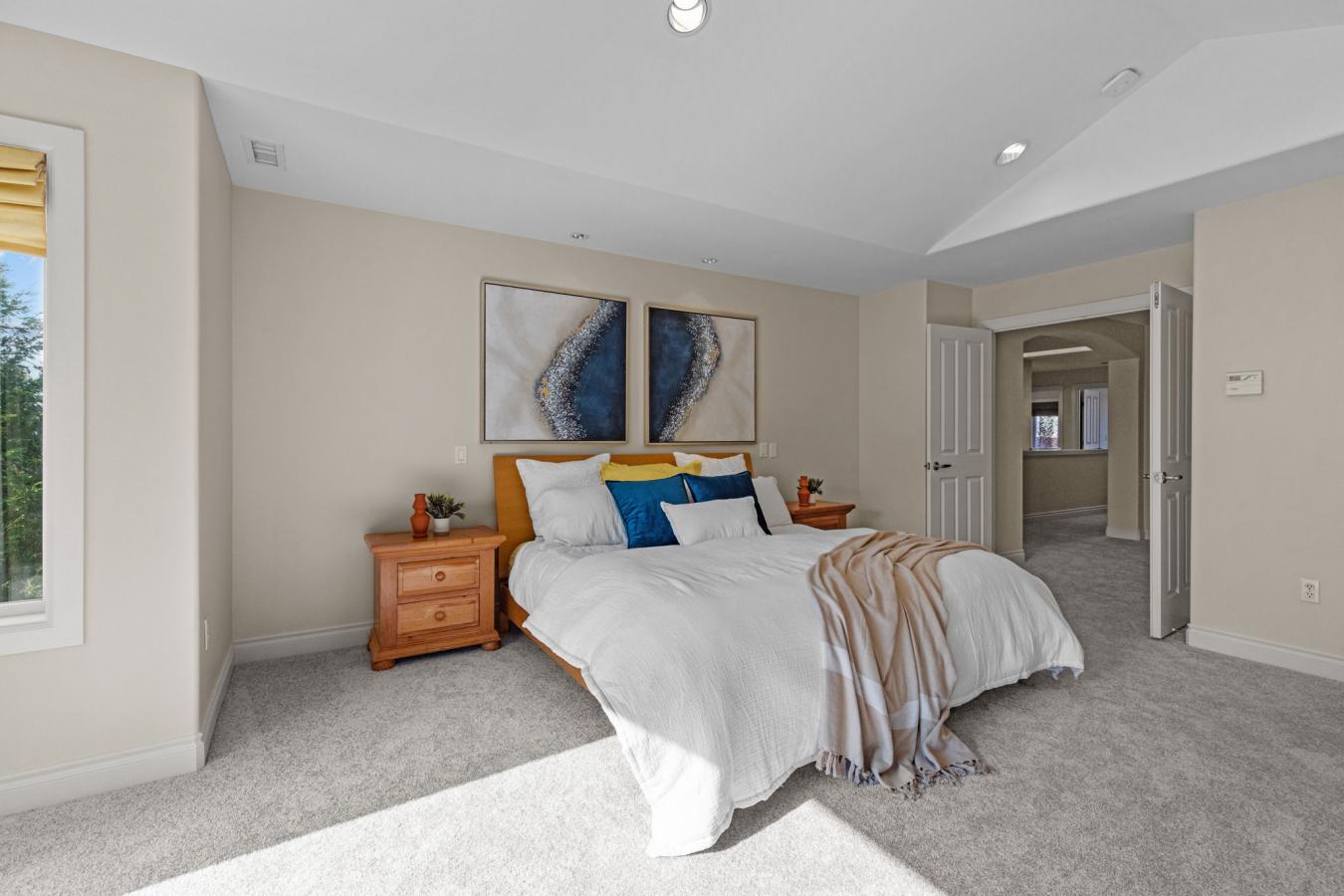 Sammamish, King, 98074, United States, 5 Bedrooms Bedrooms, ,4 BathroomsBathrooms,Residential,For Sale,2012622