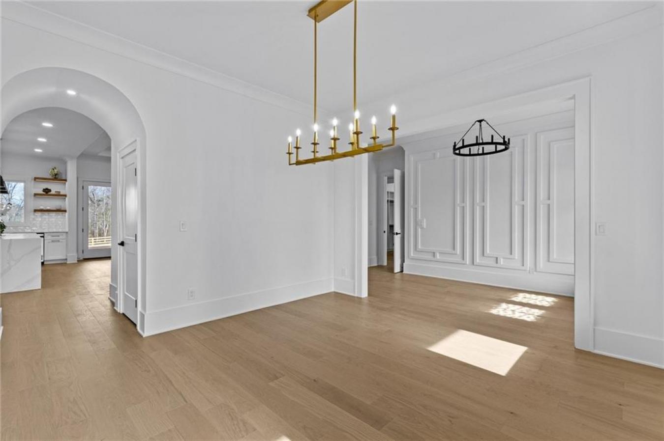 Bethlehem, Barrow - GA, 30620, United States, 5 Bedrooms Bedrooms, ,5 BathroomsBathrooms,Residential,For Sale,2012799