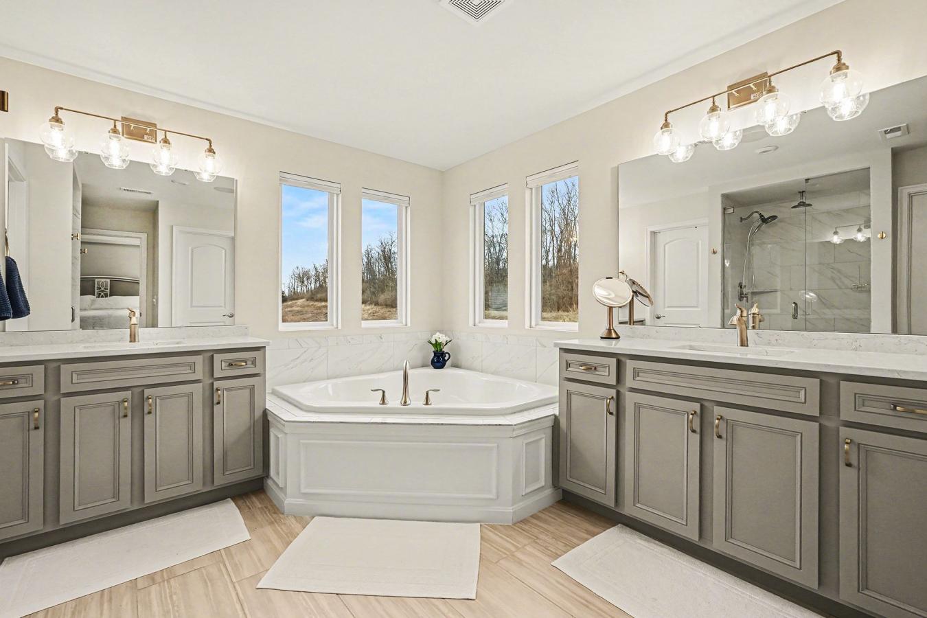 Mason, Warren, 45036, United States, 5 Bedrooms Bedrooms, ,5 BathroomsBathrooms,Residential,For Sale,2012797