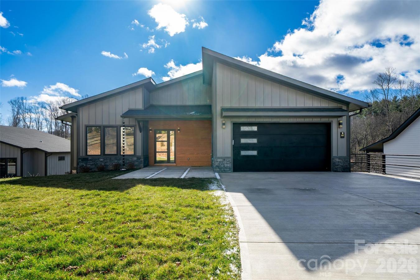 Arden, Buncombe, 28704, United States, 3 Bedrooms Bedrooms, ,3 BathroomsBathrooms,Residential,For Sale,2012796