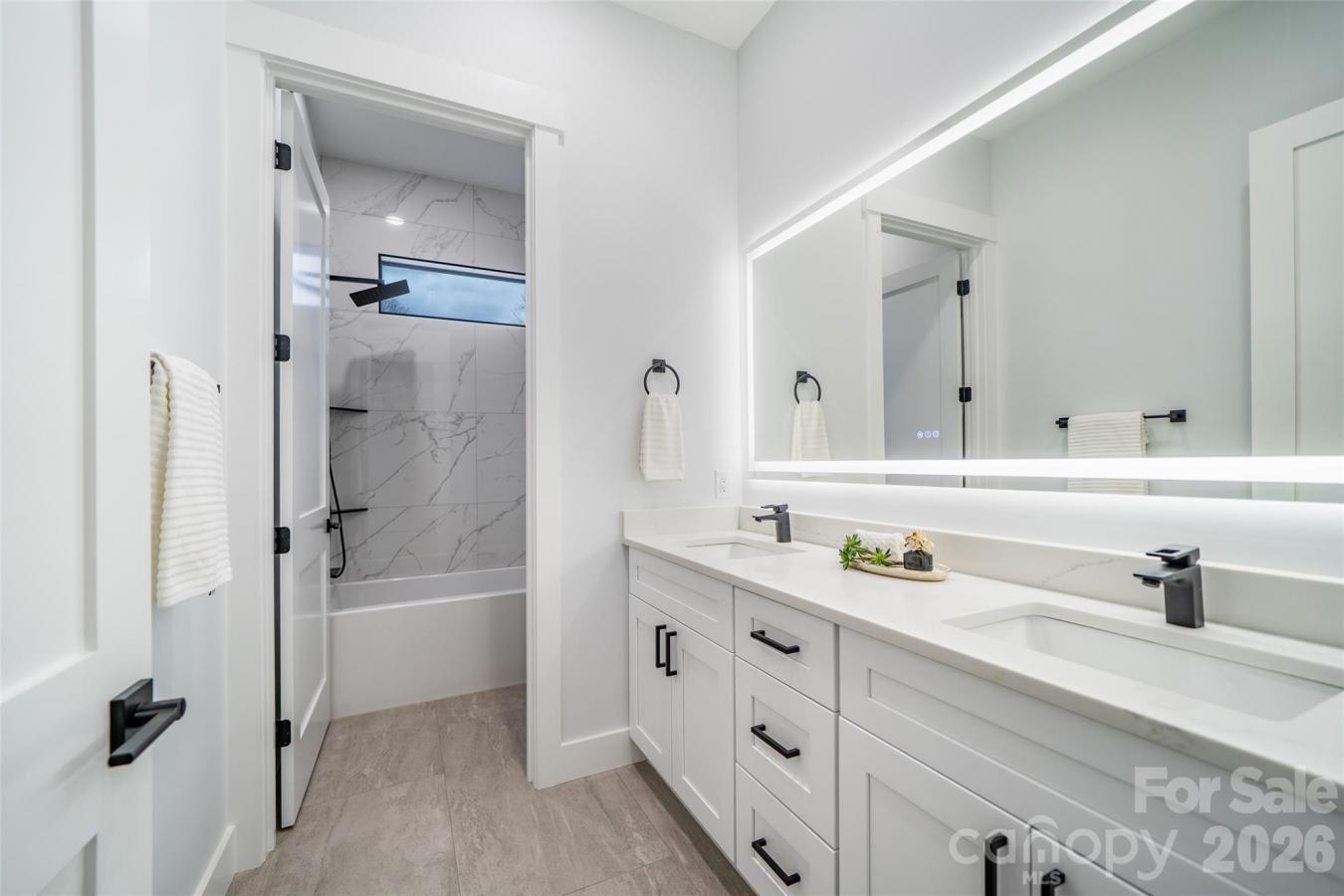 Arden, Buncombe, 28704, United States, 3 Bedrooms Bedrooms, ,3 BathroomsBathrooms,Residential,For Sale,2012796