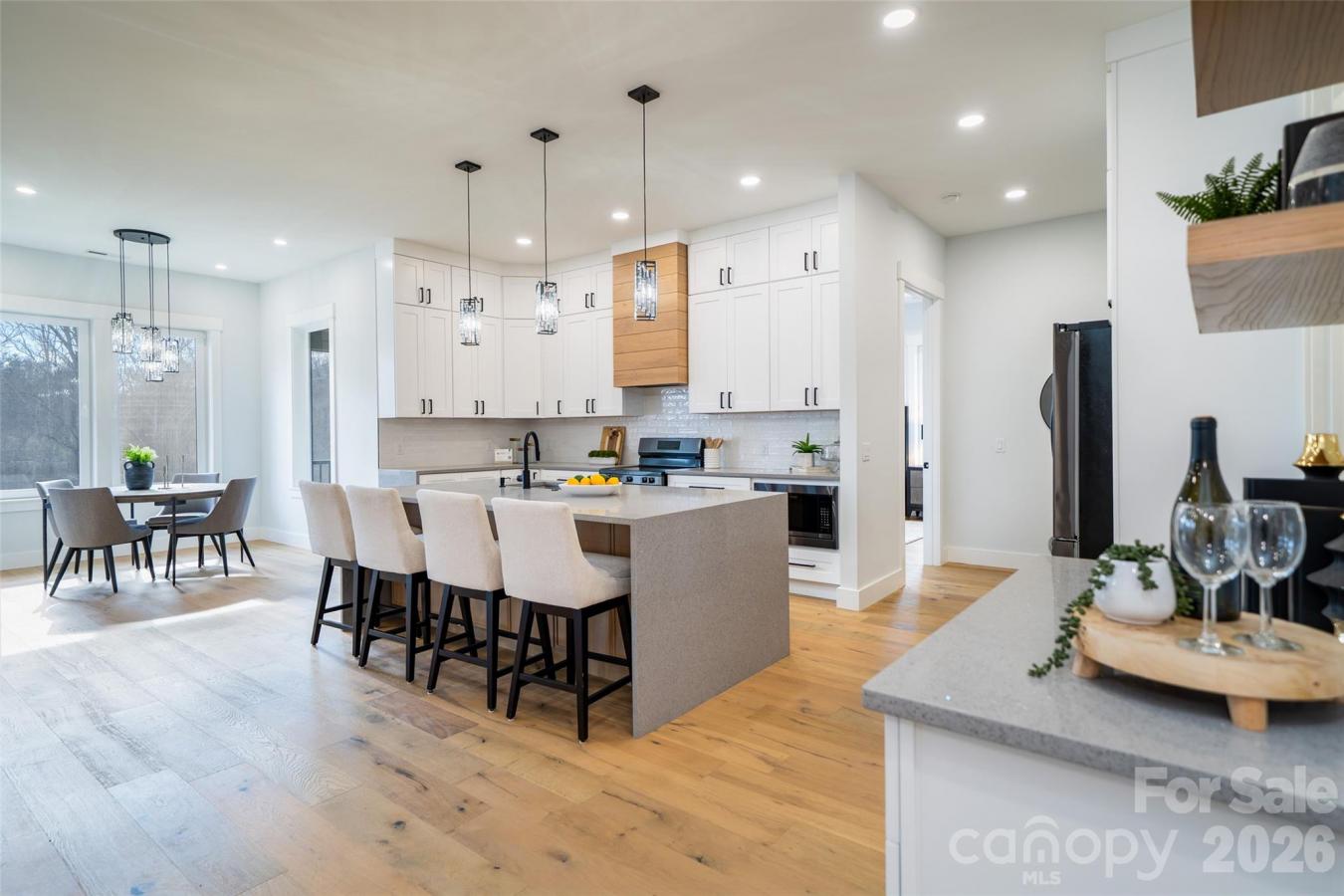 Arden, Buncombe, 28704, United States, 3 Bedrooms Bedrooms, ,3 BathroomsBathrooms,Residential,For Sale,2012796