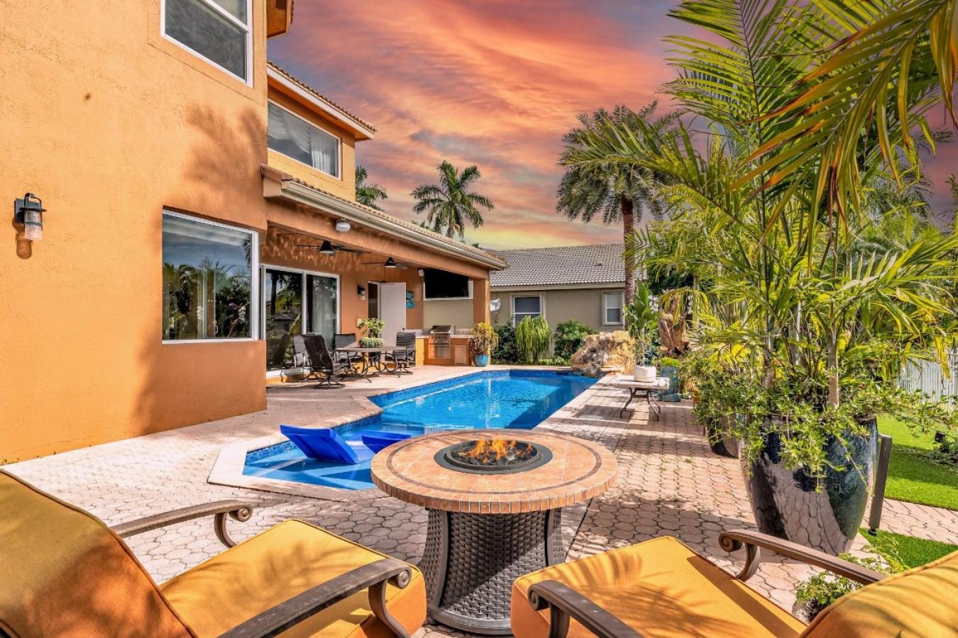 Coral Springs, Broward, 33076, United States, 6 Bedrooms Bedrooms, ,4 BathroomsBathrooms,Residential,For Sale,2012798