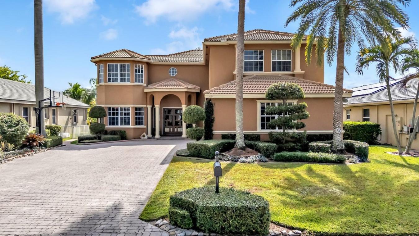 Coral Springs, Broward, 33076, United States, 6 Bedrooms Bedrooms, ,4 BathroomsBathrooms,Residential,For Sale,2012798