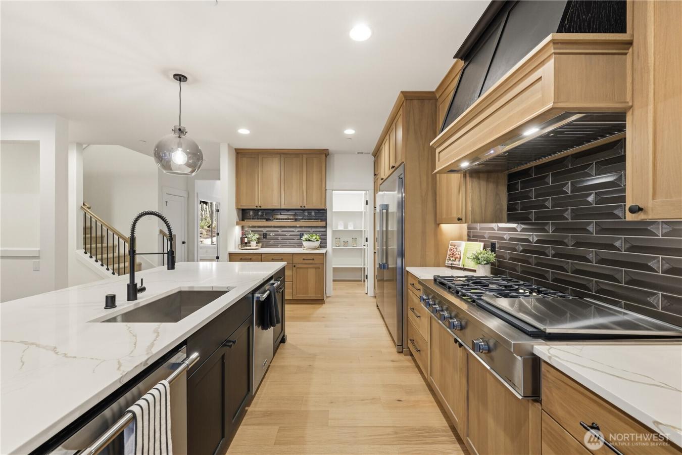 Preston, King, 98050, United States, 5 Bedrooms Bedrooms, ,3 BathroomsBathrooms,Residential,For Sale,2012793