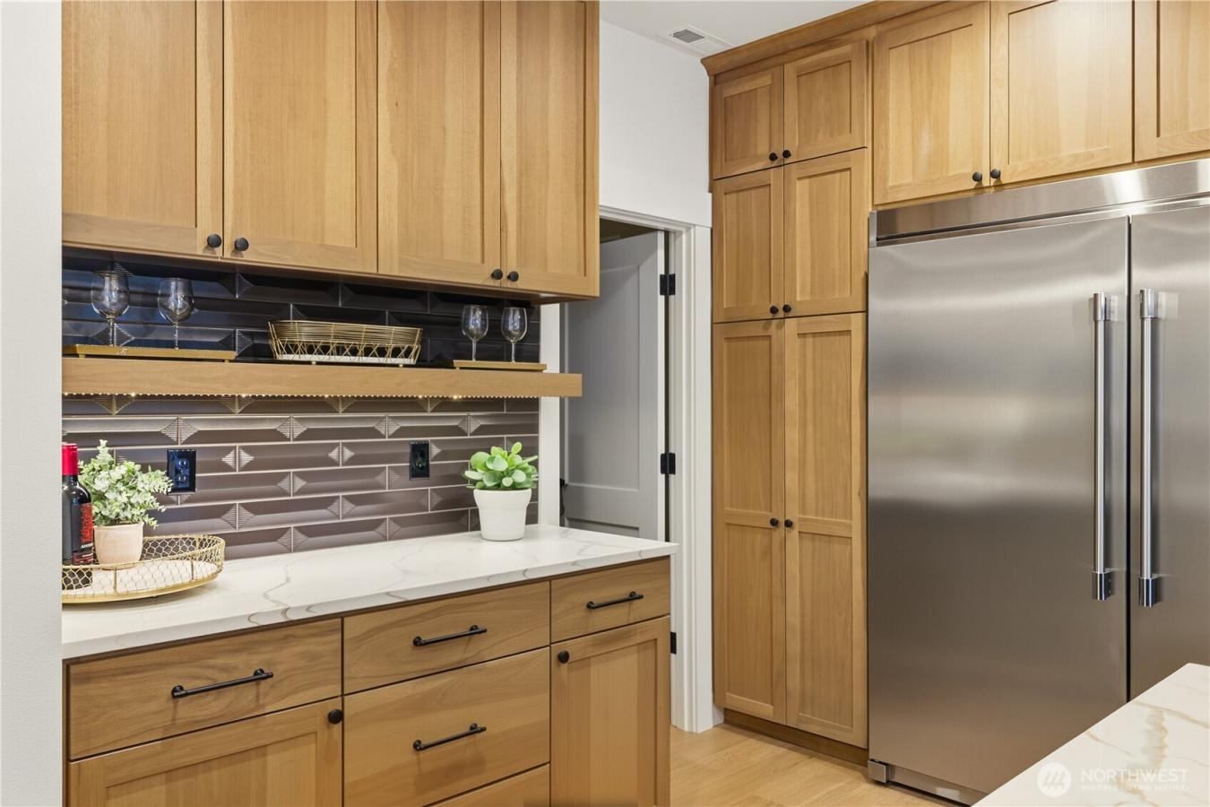 Preston, King, 98050, United States, 5 Bedrooms Bedrooms, ,3 BathroomsBathrooms,Residential,For Sale,2012793