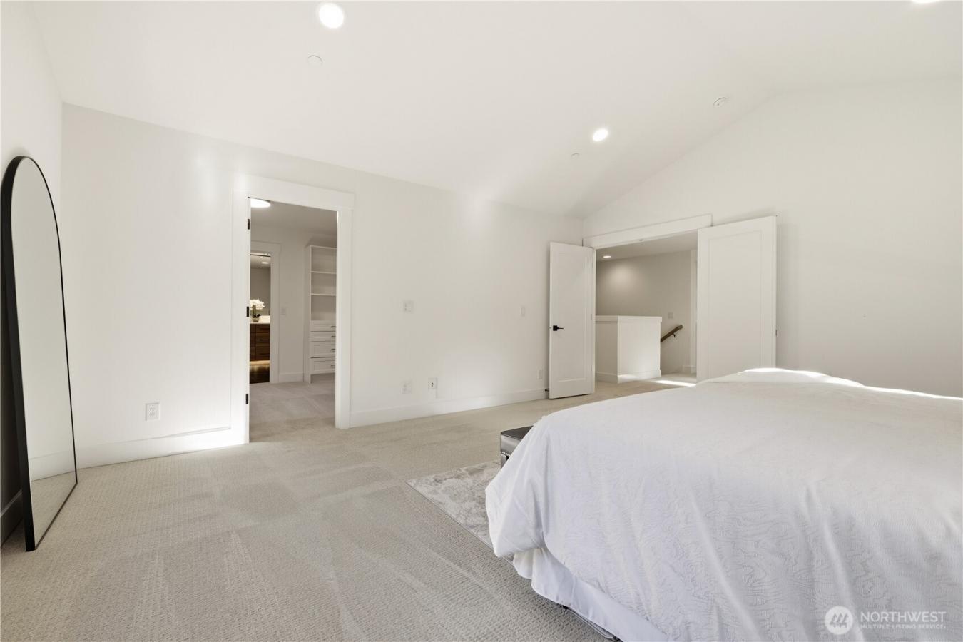 Preston, King, 98050, United States, 5 Bedrooms Bedrooms, ,3 BathroomsBathrooms,Residential,For Sale,2012793