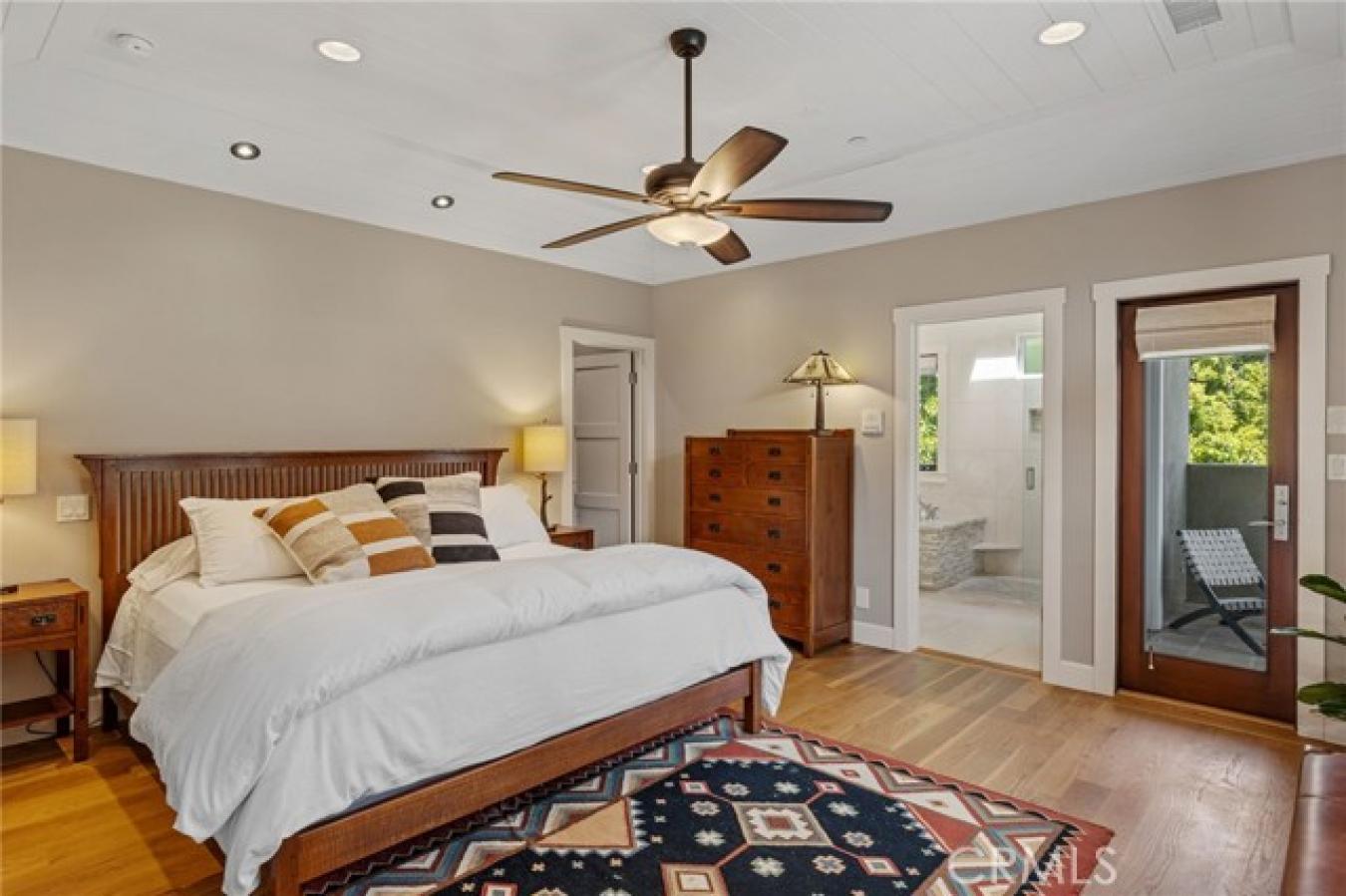 Hermosa Beach, Los Angeles, 90254, United States, 6 Bedrooms Bedrooms, ,5 BathroomsBathrooms,Residential,For Sale,2012788