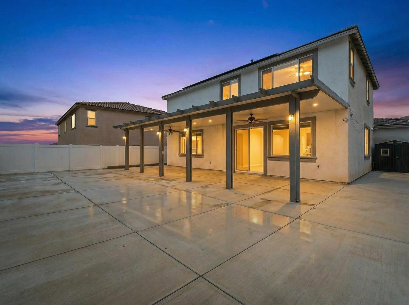 Jurupa Valley, Riverside, 92509, United States, 5 Bedrooms Bedrooms, ,2 BathroomsBathrooms,Residential,For Sale,2012789