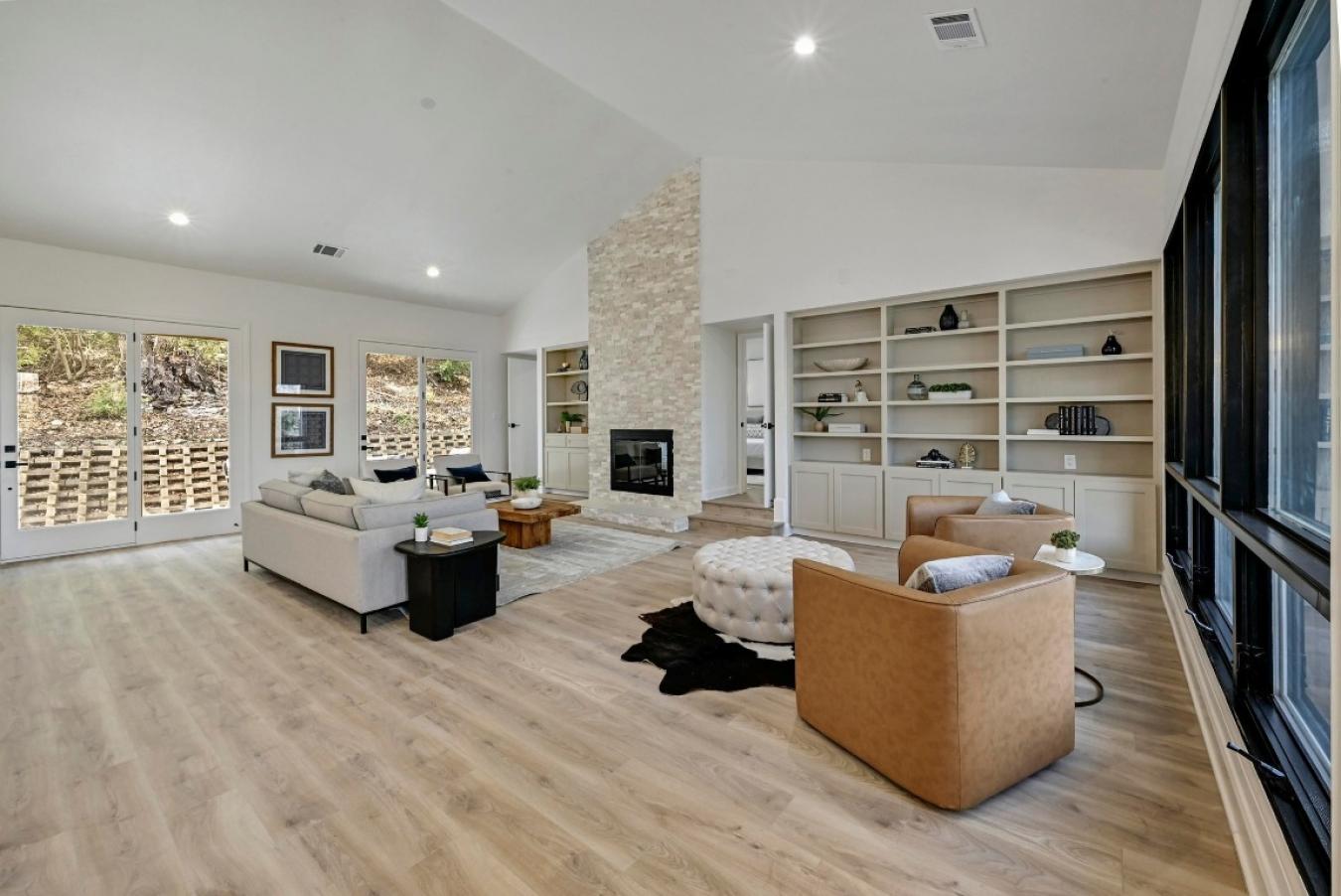 Austin, Travis, 78731, United States, 4 Bedrooms Bedrooms, ,3 BathroomsBathrooms,Residential,For Sale,2012787