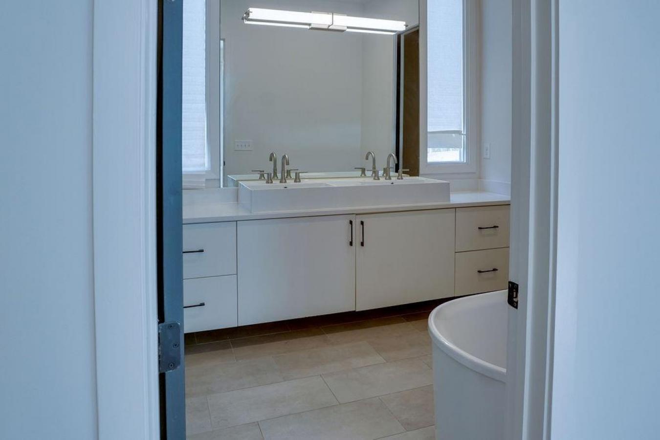 Atlanta, Fulton - GA, 30316, United States, 4 Bedrooms Bedrooms, ,4 BathroomsBathrooms,Residential,For Sale,2012785