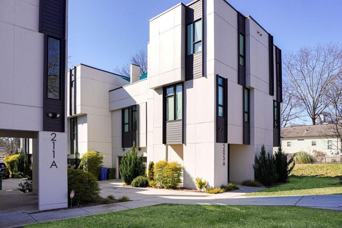 Atlanta, Fulton - GA, 30316, United States, 4 Bedrooms Bedrooms, ,4 BathroomsBathrooms,Residential,For Sale,2012785