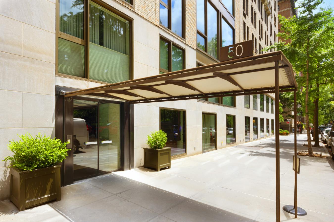 Gramercy Park, New York, 10010, United States, 2 Bedrooms Bedrooms, ,2 BathroomsBathrooms,Residential,For Sale,2012780