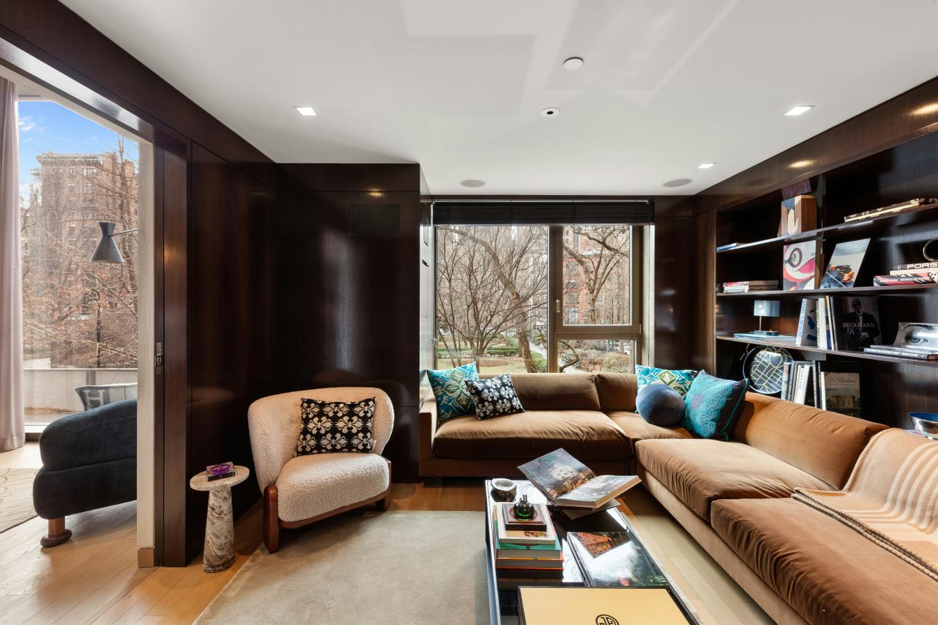 Gramercy Park, New York, 10010, United States, 2 Bedrooms Bedrooms, ,2 BathroomsBathrooms,Residential,For Sale,2012780