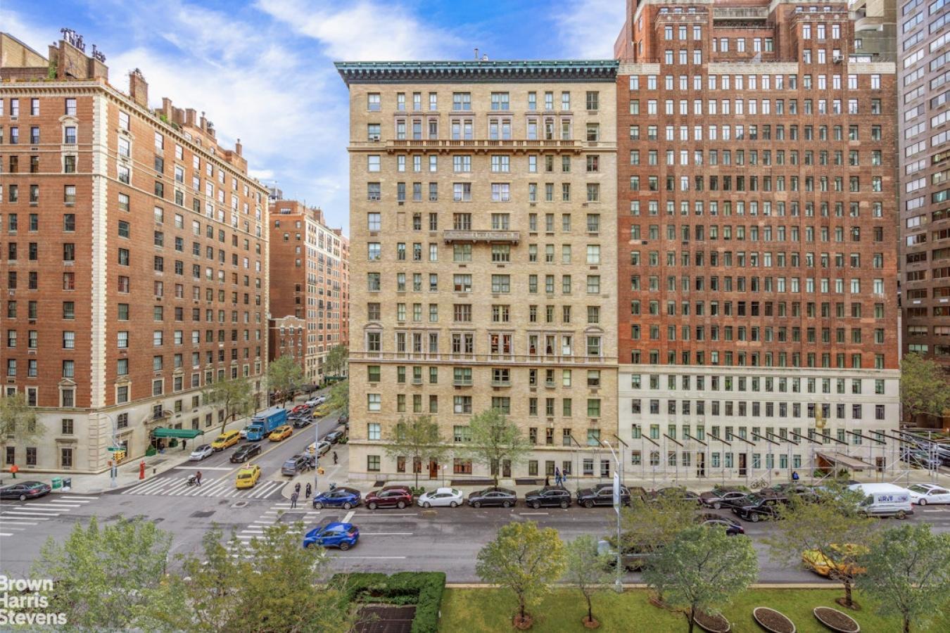 New York, New York, 10021, United States, 3 Bedrooms Bedrooms, ,3 BathroomsBathrooms,Residential,For Sale,2012779