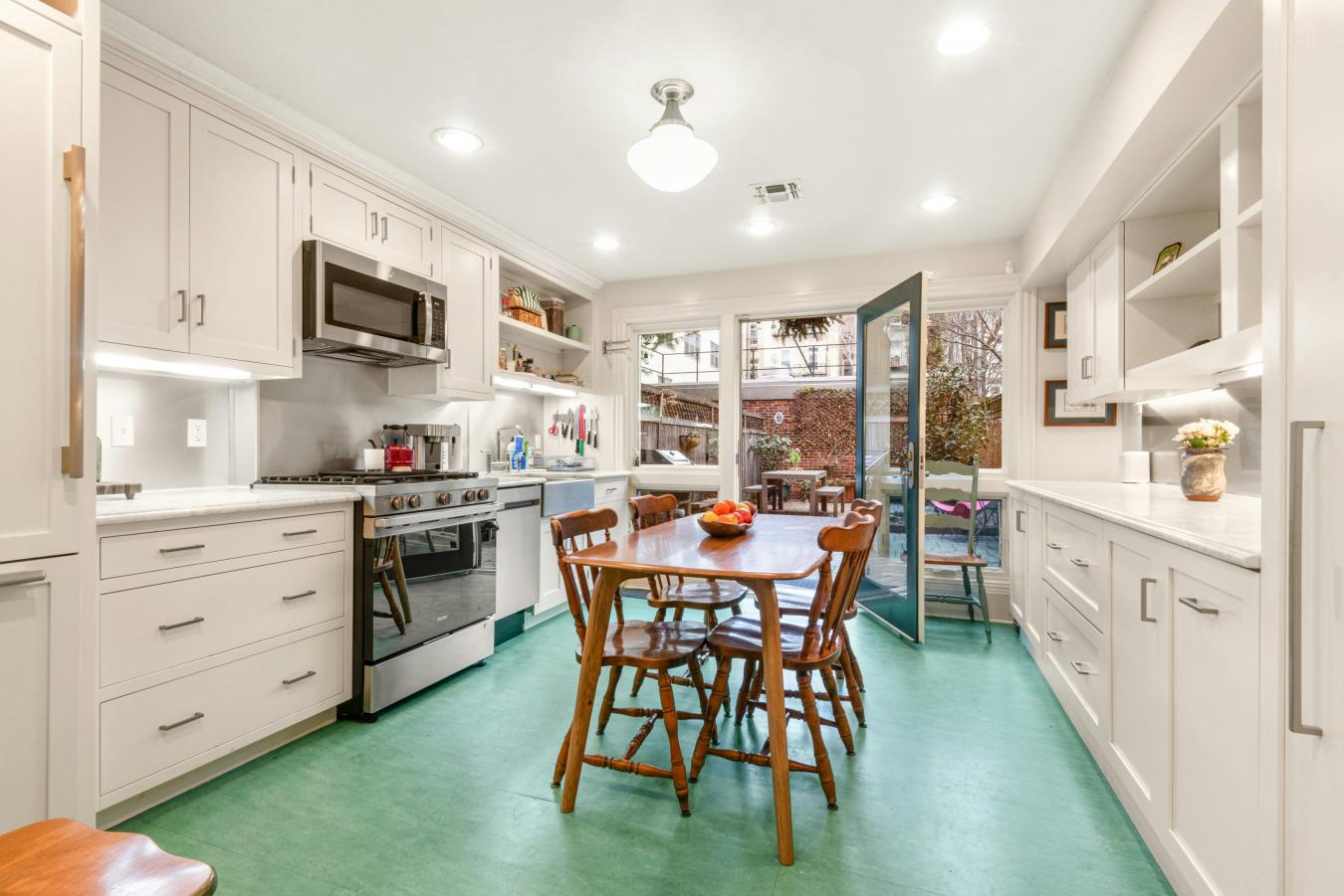 Hoboken, New Jersey, 07030, United States, 3 Bedrooms Bedrooms, ,2 BathroomsBathrooms,Residential,For Sale,2012775