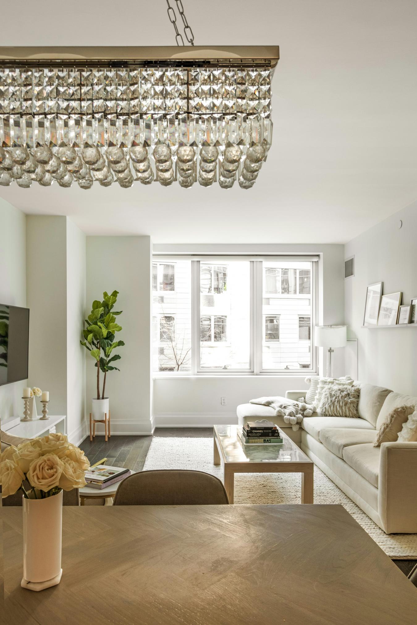 New York, New York, 10069, United States, 2 Bedrooms Bedrooms, ,2 BathroomsBathrooms,Residential,For Sale,2012776