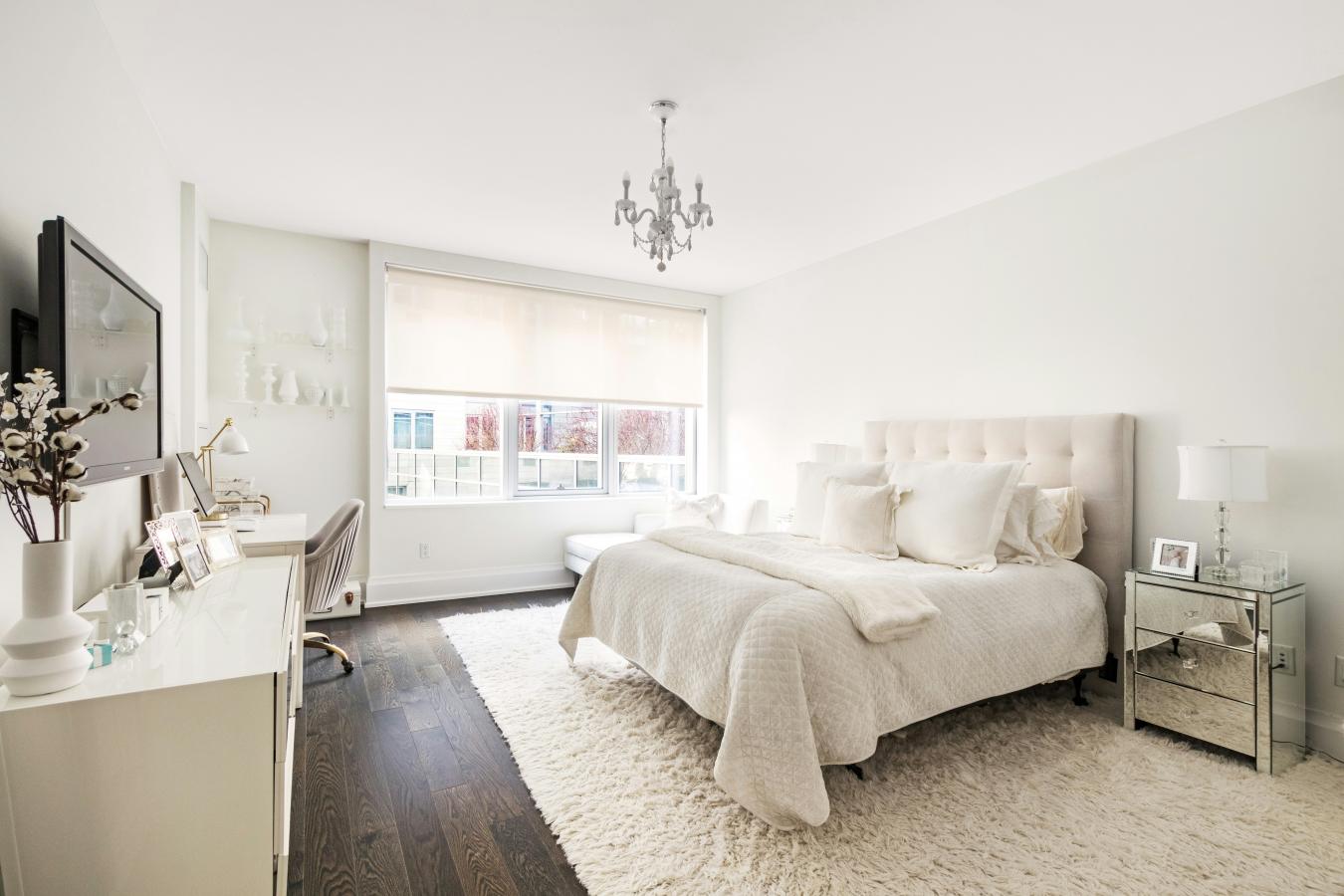 New York, New York, 10069, United States, 2 Bedrooms Bedrooms, ,2 BathroomsBathrooms,Residential,For Sale,2012776